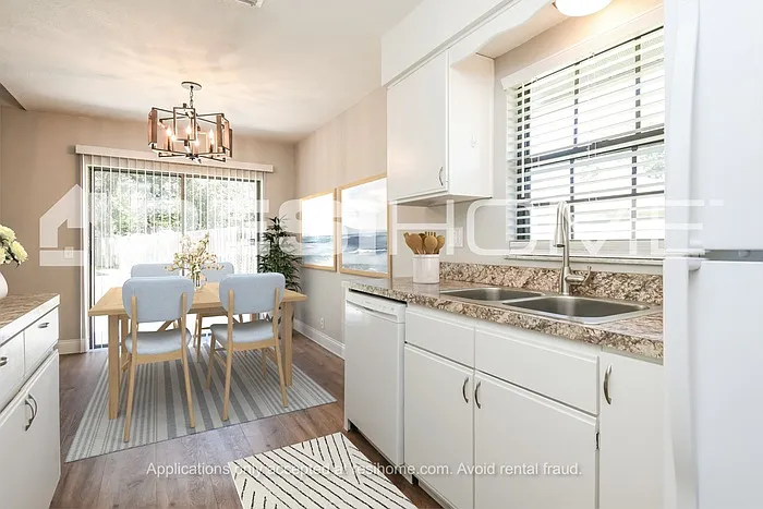 159 Beverly Dr — Photo 4