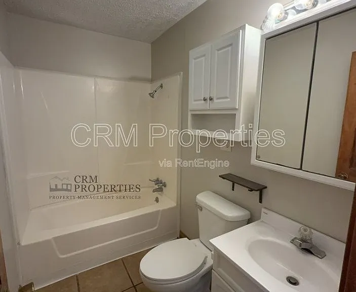1504 N Philips St — Photo 17
