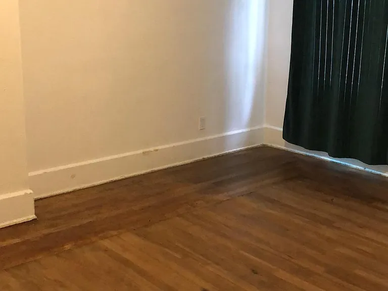 944 Winona Dr #3 — Photo 7