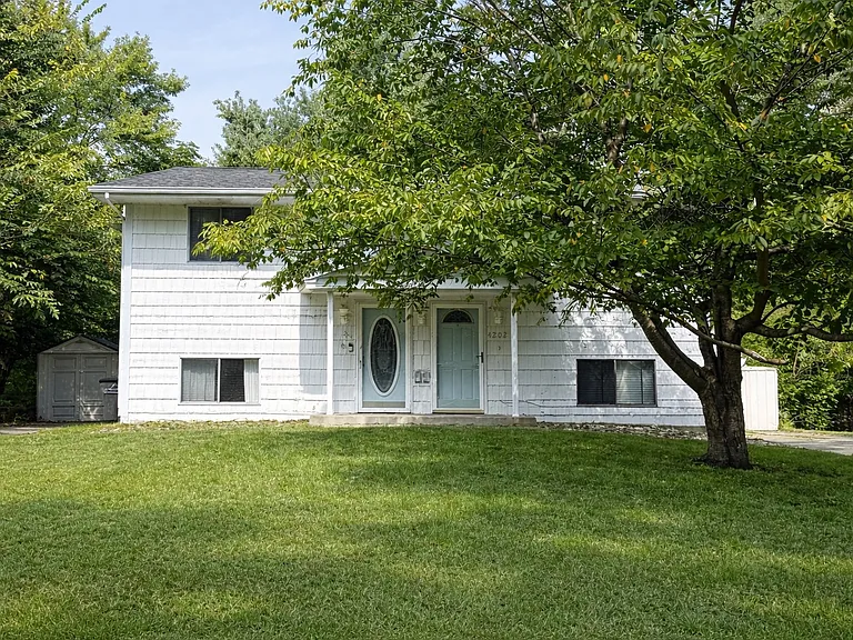 4200 Enden Ln — Photo 1