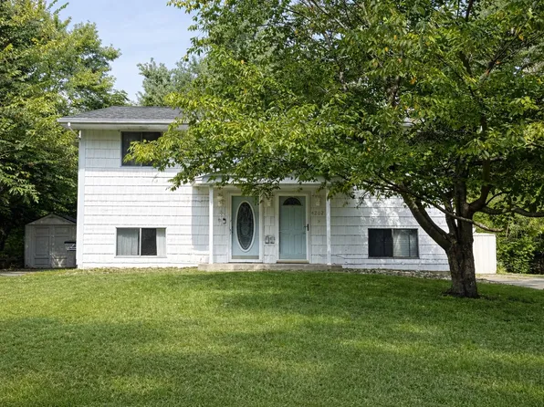 4200 Enden Ln, Des Moines, IA 50317