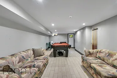 Rented by Rennit Inc.