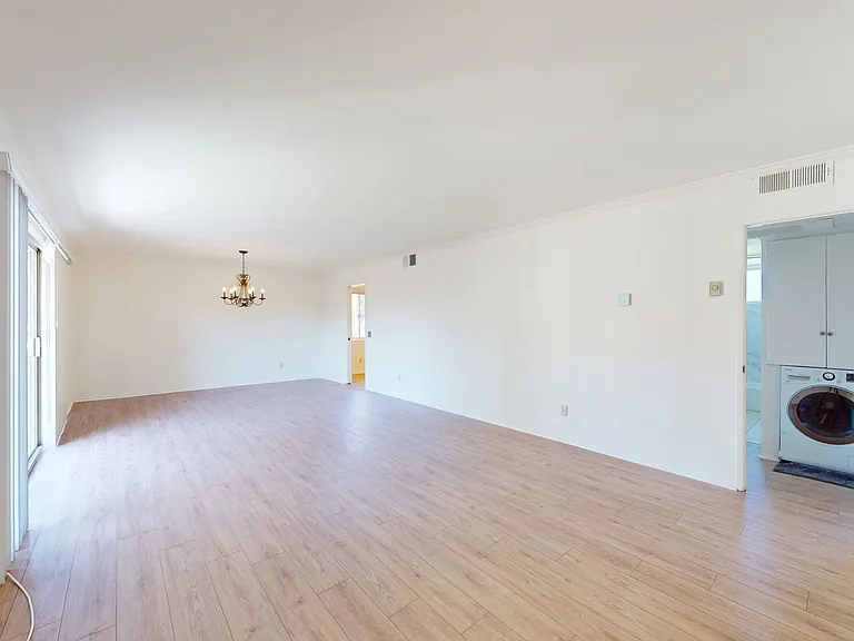 972 E California Blvd #306 — Photo 6