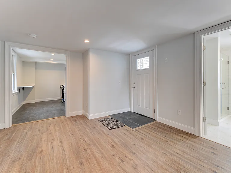 16 Dunlap St #2 — Photo 7