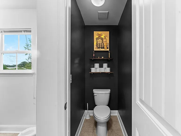 108 Saratoga Dr — Photo 16