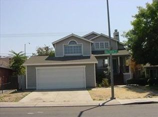 720 Fall River Dr, Modesto, CA 95351