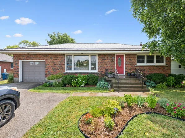 1065 Erie St, Stratford, ON N5A 6S4