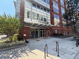 1300 N St NW
