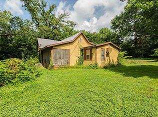 1908 Floyd Rd, Springdale, AR 72762