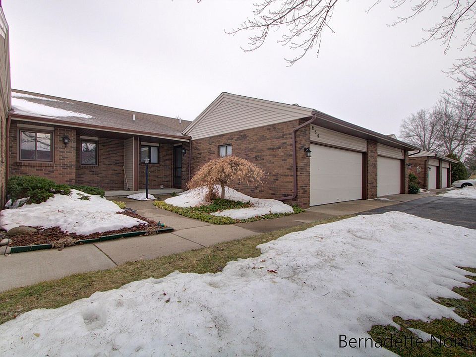 1st image of 854 Amberwood West Dr SW