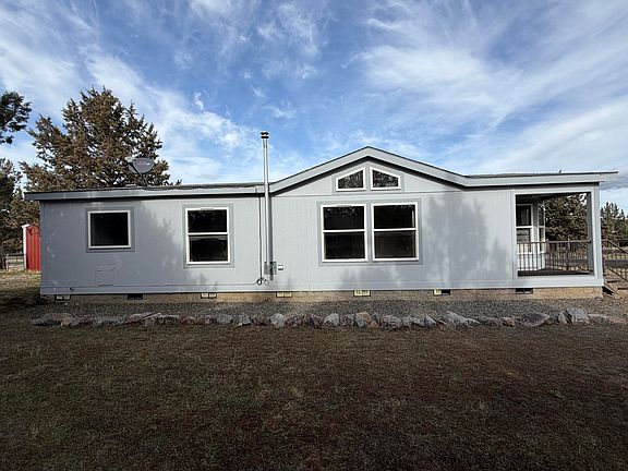 3rd image of 13731 SE Southwood Dr