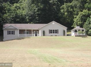 1144 John Rissler Rd, Charles Town, WV 25414