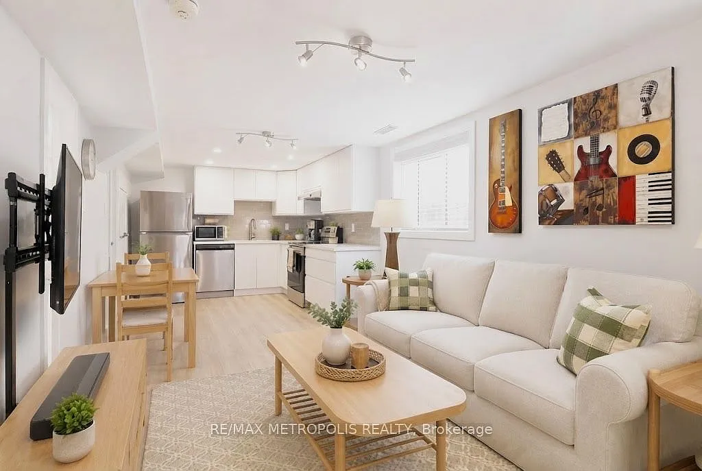 2 bed, $1,900 — Photo 2