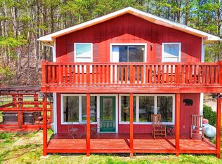 3755 Warden Branch Ln, Gatlinburg, TN 37738