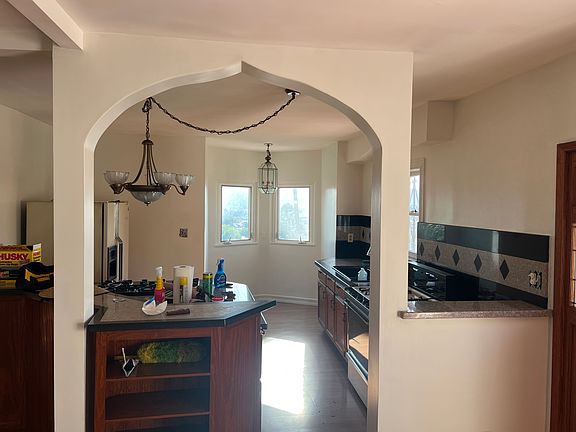 3rd image of 2872 Griffin Ave #1