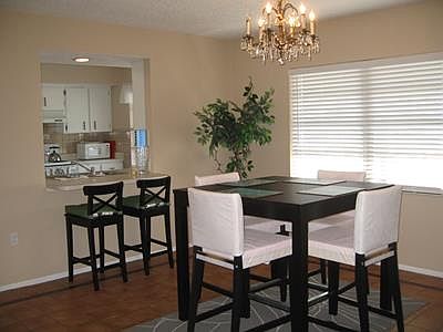 3rd image of 301 Park Lane Dr