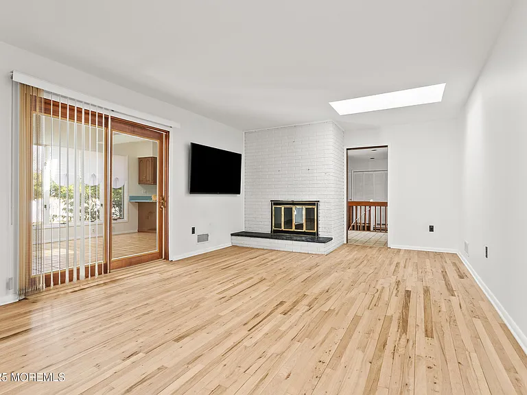 9 Abis Pl — Photo 18