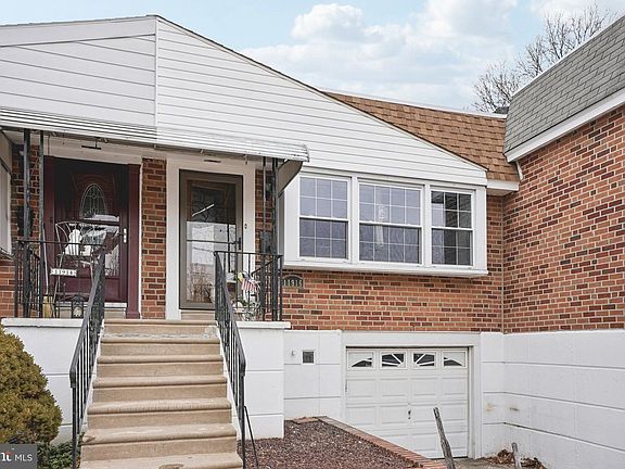 3rd image of 11916 Covert Rd