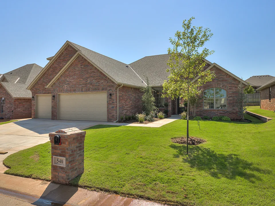 540 Dardanelle Pass