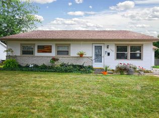 160 S Park Ln, Butler, IN 46721