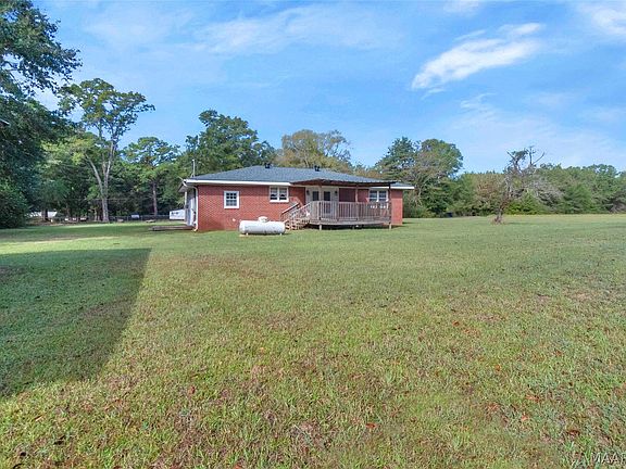 3rd image of 228 Neman Rd
