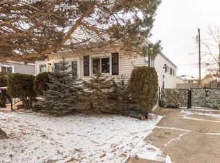 4696 Syracuse St, Dearborn Heights, MI 48125