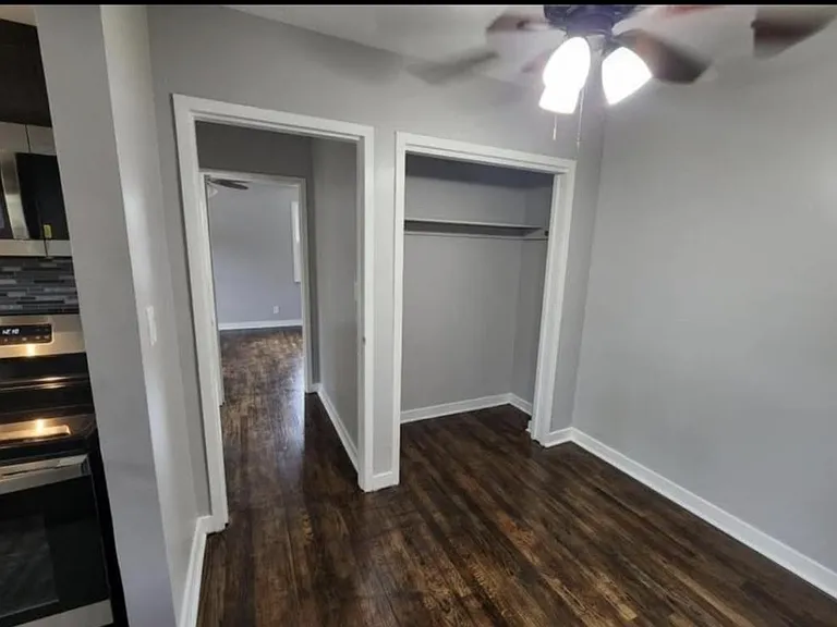 1059 Midland Ave — Photo 5
