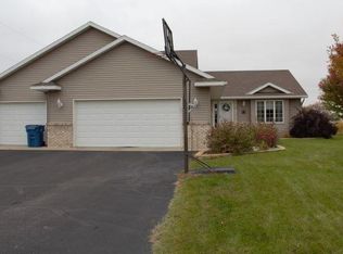 1156 Garden Brook Dr, Sauk Rapids, MN 56379
