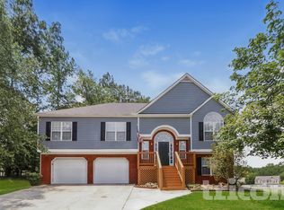 1422 Gentry Ct, Powder Springs, GA 30127