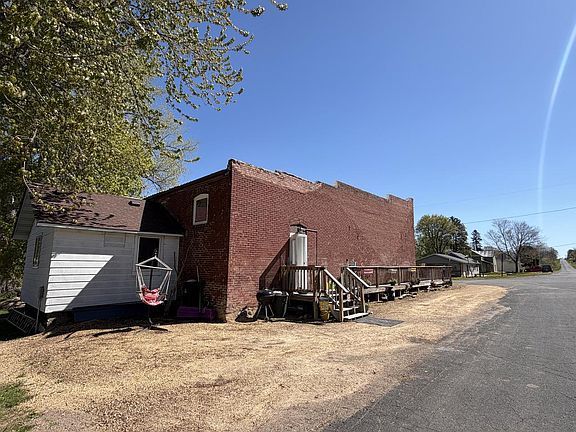4th image of 2916 72nd AVENUE