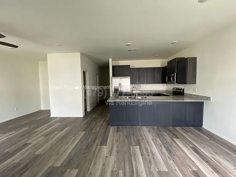 916 S Amarillo Ave #2 — Photo 5
