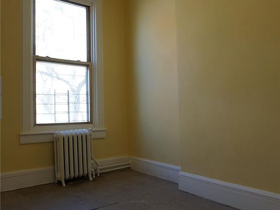 4th image of 1814 Astoria Blvd