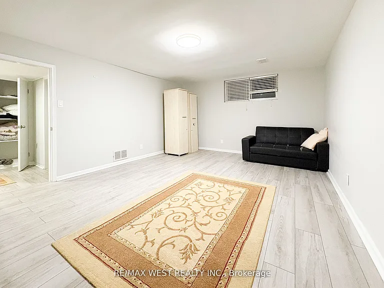 5 Arlstan Dr #BASEMENT — Photo 11