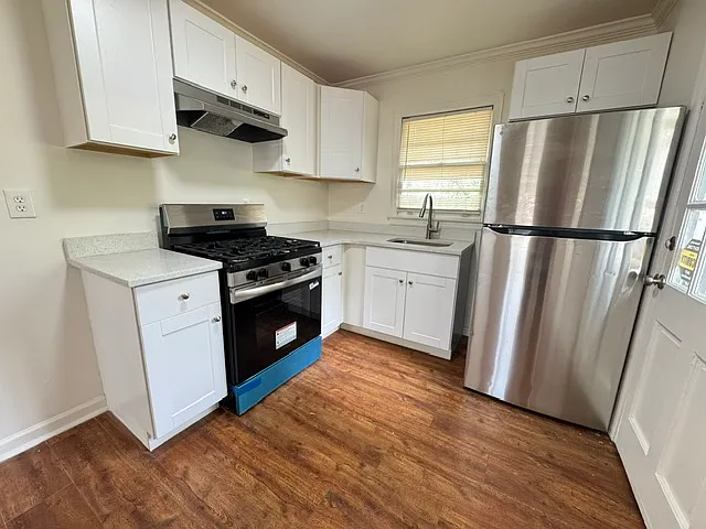340 Adelle St SE — Photo 5