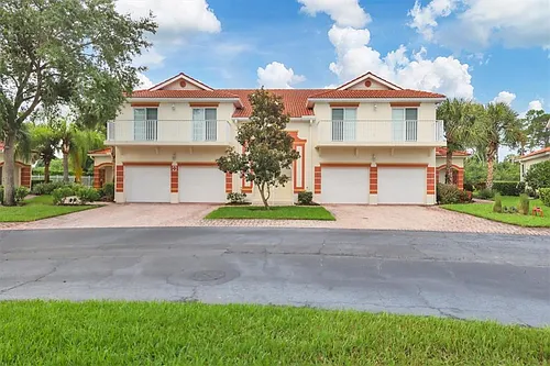 7269 Fountain Palm Cir Photo 1