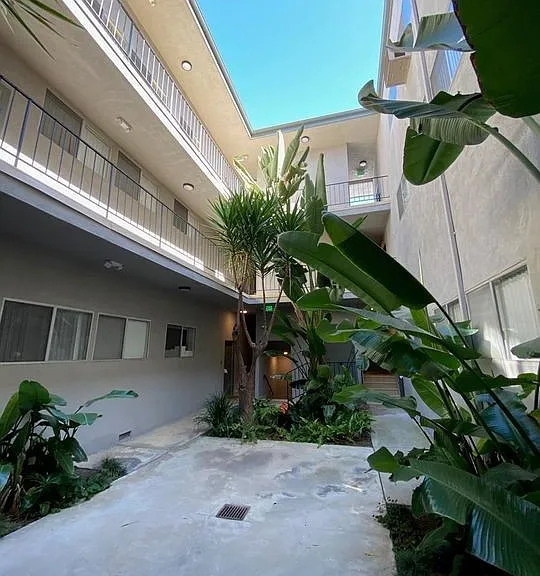 11936 Darlington Ave #201 — Photo 2