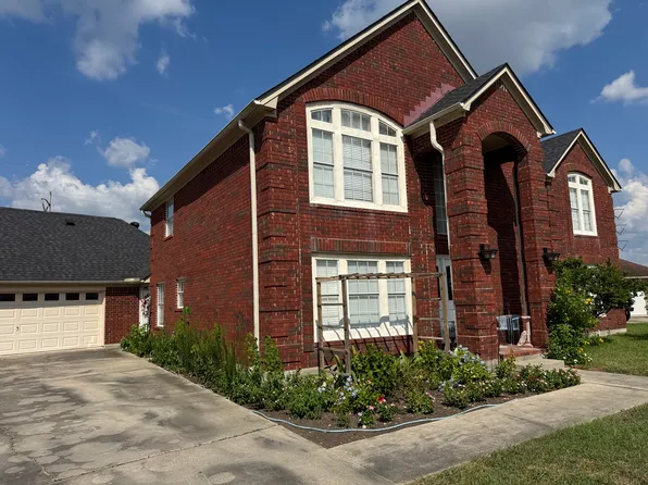 2806 Edgemont Ln, Nederland, TX 77627