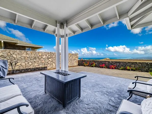 301 Pua Kalaunu Loop, Wailuku, HI 96793