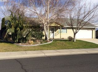 59 NE Alora Dr, Hermiston, OR 97838