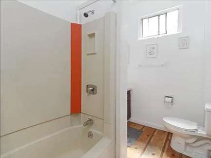 2804 Saint Paul St #2 — Photo 5
