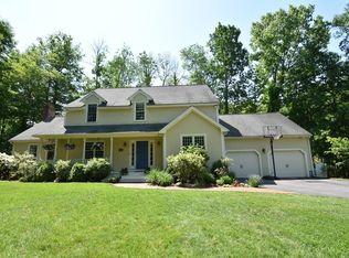 16 Wayside Inn Rd, Framingham, MA 01701