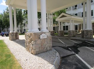 265 Edward J Roy Dr UNIT 101, Manchester, NH 03104