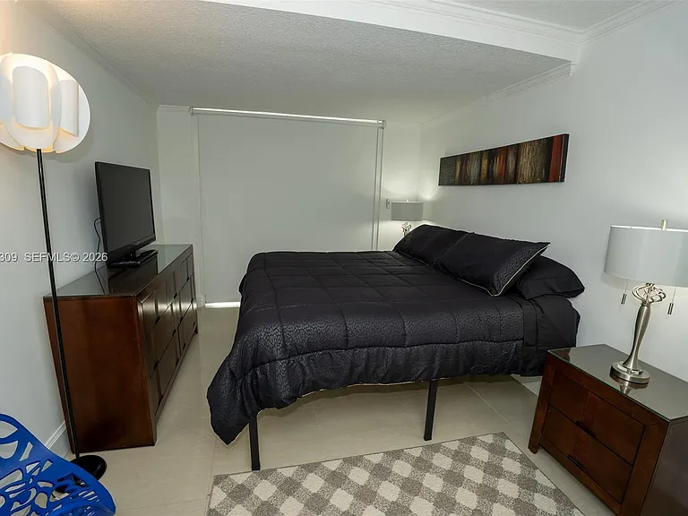 2951 S Bayshore Dr #716 — Photo 4