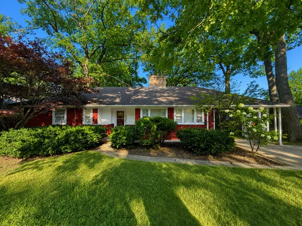 2811 Forest Ln, Waukegan, IL 60087