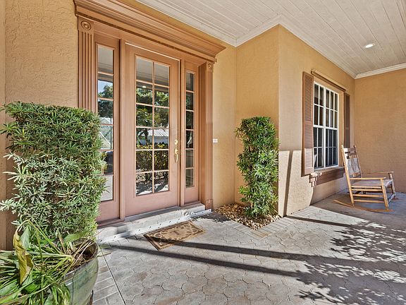 4th image of 768 SW Whisper Ridge Trail