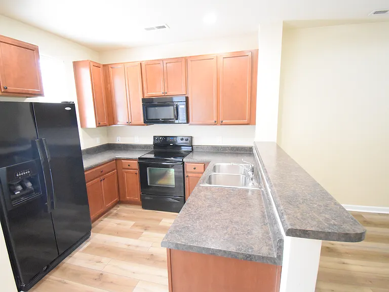 9507 Longstone Ln — Photo 10