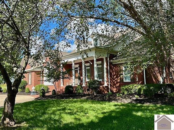 2nd image of 1406 Garland Ct