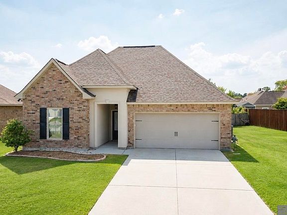 3rd image of 32463 Curtis Cove Ln