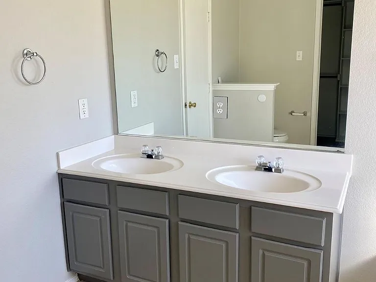 1006 Stockton Dr — Photo 13