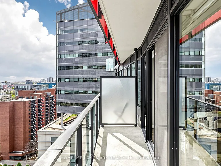 215 Queen St W #1603 — Photo 20